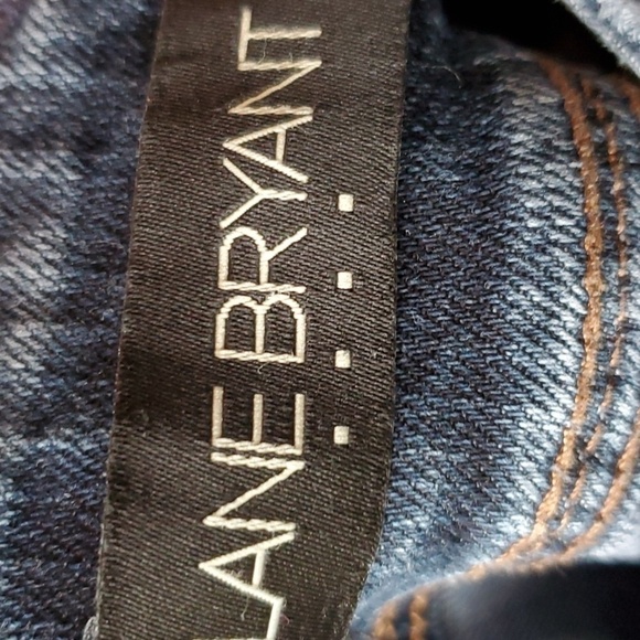 Lane Bryant blue Jean 2 button shorts shorts 5 pocket - Picture 4 of 14